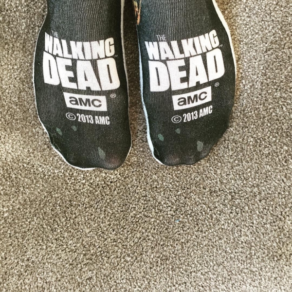 😂😂😂 viva Walking Dead y los buenos regalos !!
